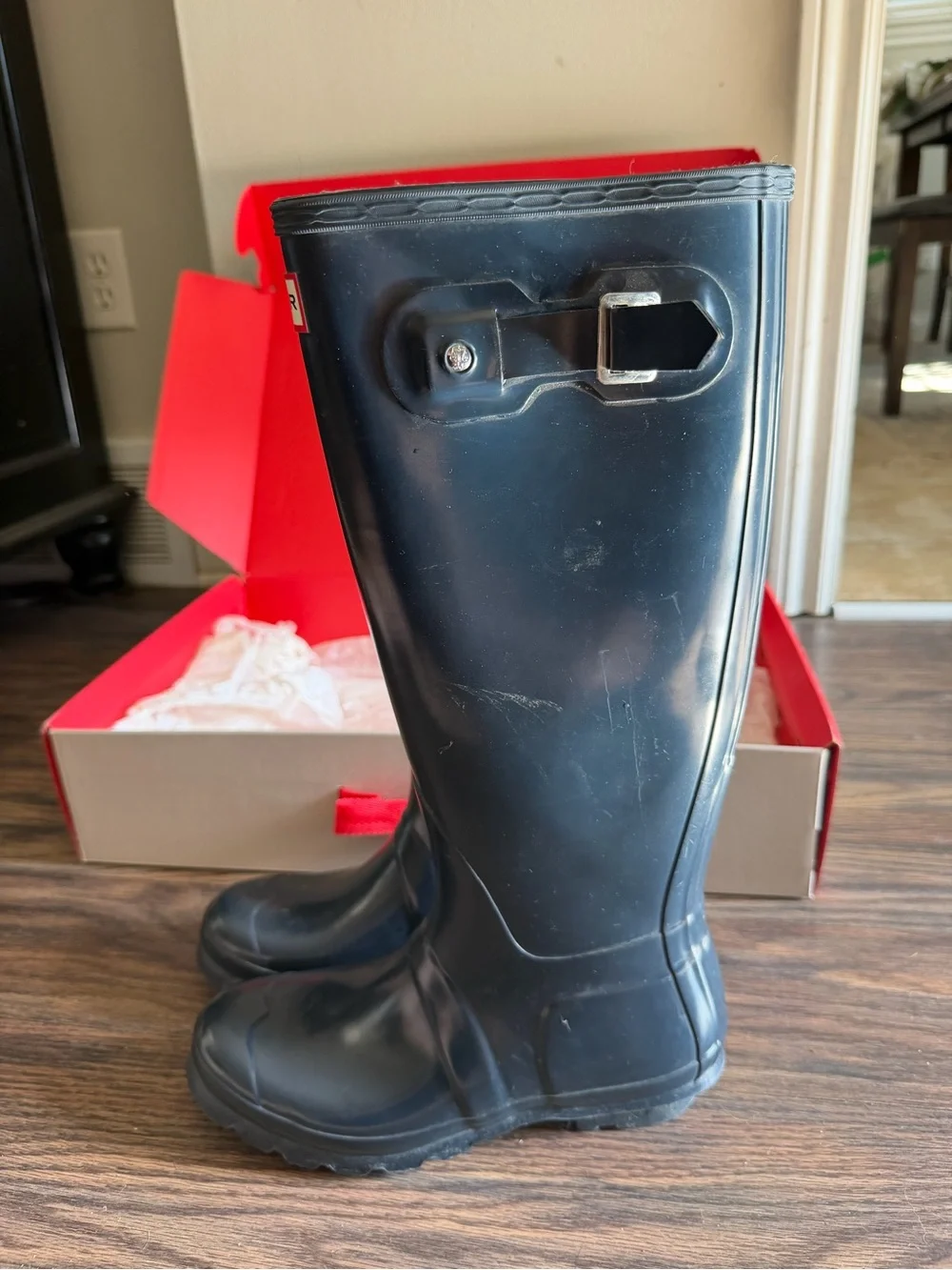 Hunter Women's Original Tall Gloss Rain Boots Navy Blue Size 7 w/ Box